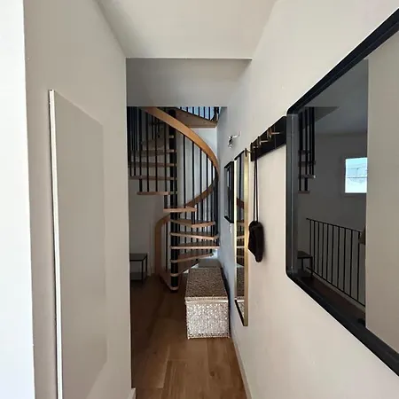 Triplex Refait A Neuf 3 Mns Mer Διαμέρισμα Λα Σιοτά